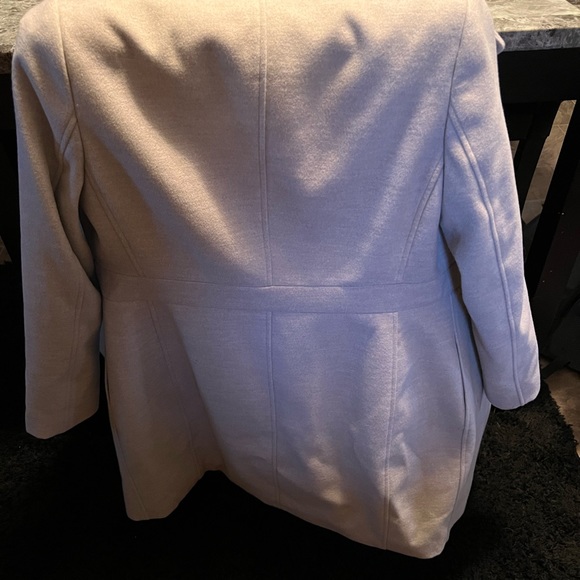 Le château coat - Picture 4 of 6